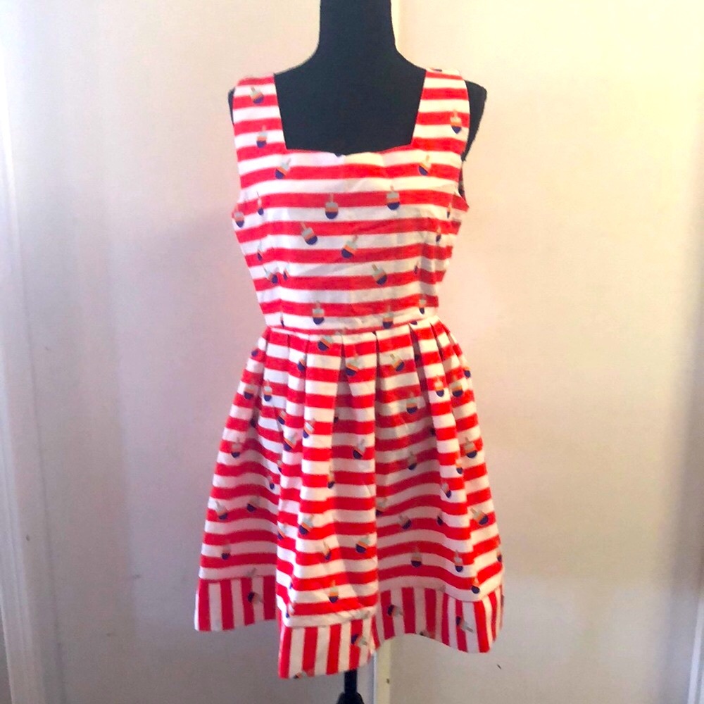 Kling Red and White Pleated Sundress Sleeveless Square Neck